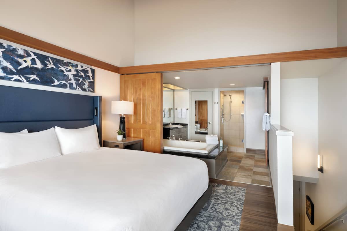 2 bedrooms, premium bedding, pillowtop beds, in-room safe
