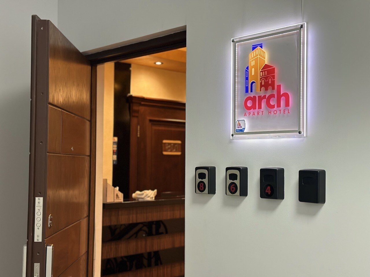 Photo - Arch Apart Hotel