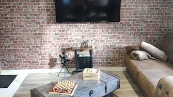 TV