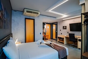 Apartment | Desk, free WiFi