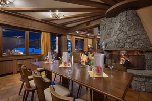 Bar (in der Unterkunft)