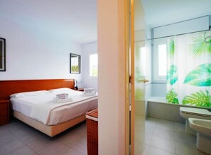 3 dormitorios, tabla de planchar con plancha, wifi y ropa de cama