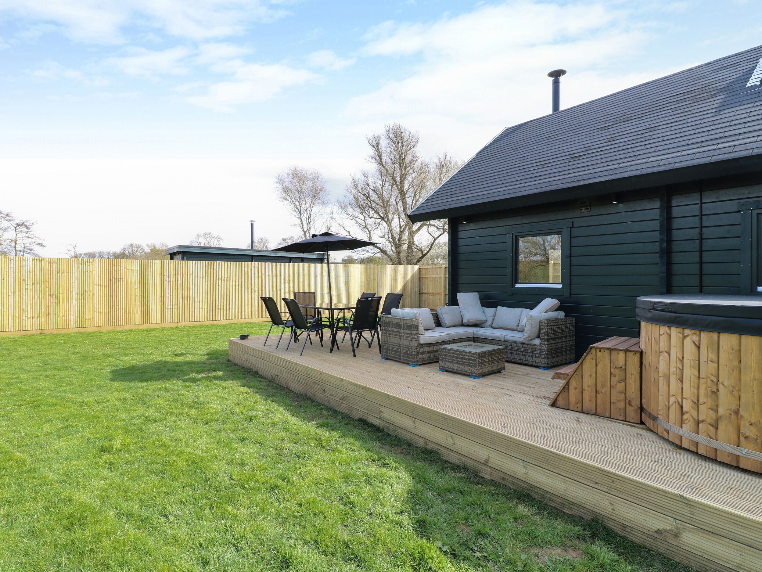 Cottage | Property grounds