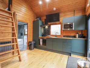 Cottage | 2 bedrooms, individually decorated, individually furnished, free WiFi - Squirrel's Nest (Oakham)
