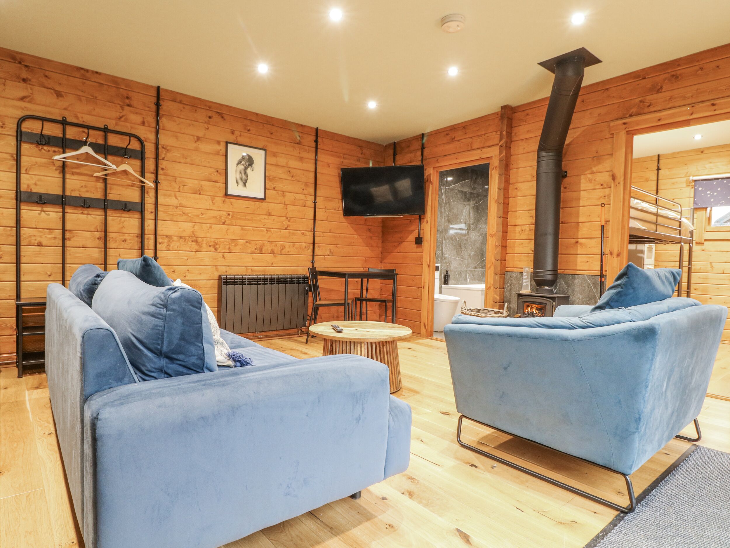 Ferienhaus | 2 Schlafzimmer, kostenloses WLAN, individuell dekoriert