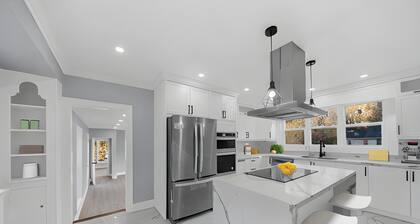 Location!! 7 Acre Kleinburg Estate. Minutes away from Hwy 427!!