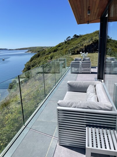 Luxury Seaside Property