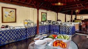 Unclassified image, 2 of 8, button - Raesto Vip Bali  (Kuta)