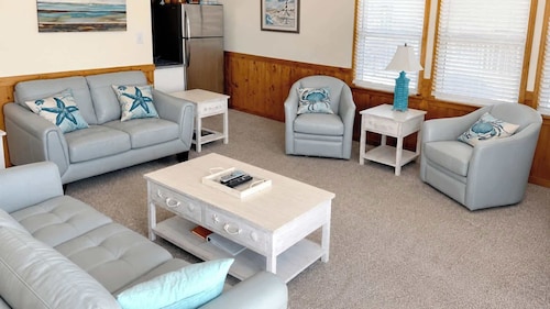 Rio Rodanthe | Oceanfront 8BR with Private Lazy River | Outer Banks, NC