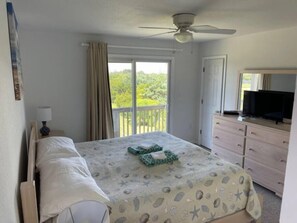 8 Schlafzimmer, BĂŒgeleisen/BĂŒgelbrett, Reisekinderbett, WLAN