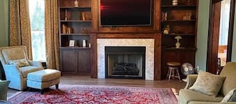 Bray Suite- 2nd Floor