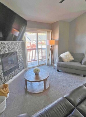 TV - Private, Stylish Townhome near ISU & Hospital (Pocatello)