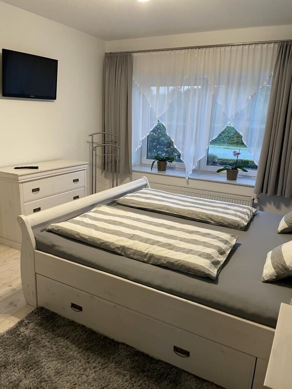 2 chambres, accès au Wi-Fi (inclus), literie fournie