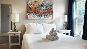 Superior Room, 1 Queen Bed | 1 bedroom, free WiFi, bed sheets