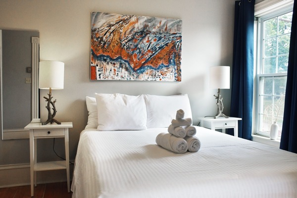 Superior Room, 1 Queen Bed | Free WiFi, bed sheets