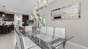 Interior - 7 Bedrooms/ 7 Bathrooms/ Solara (1815 SP) (Kissimmee)