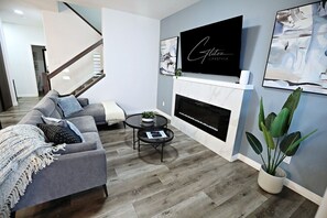 Téléviseur connecté, foyer