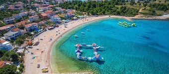 Beautiful 2-bedrooms Apartment in Rogoznica