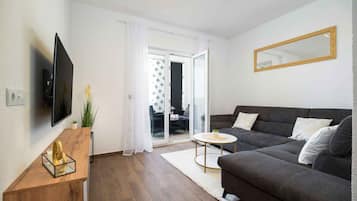 Apartment | Living area