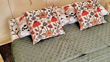 1 bedroom, in-room safe, bed sheets