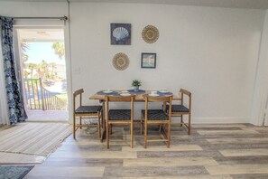 Family Condo, Multiple Beds, 2 Bathrooms, Ocean View | Private kitchen | Microwave, coffee/tea maker, toaster, cookware/dishes/utensils
