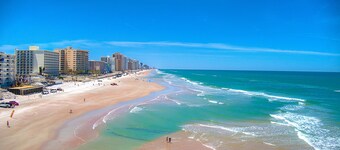 Daytona Shores Inn & Suites