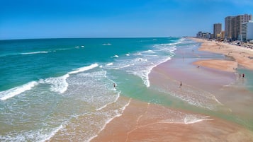 Vlak bij het strand