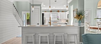 Destin Vacation Cottage 25 at Mainsail Resort w no streets to cross 