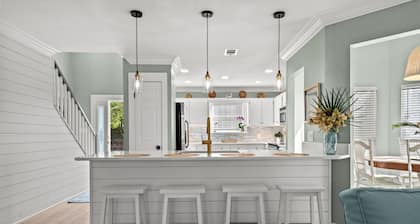 Destin Vacation Cottage 25 at Mainsail Resort w no streets to cross