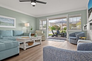 Smart TV - Destin Vacation Cottage 25 at Mainsail Resort w no streets to cross (Miramar Beach)