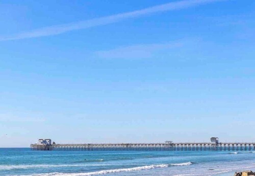 Brand New Beach House! Fun, Stroll to Downtown, Steps to Beach