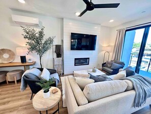 TV connectée, cheminée