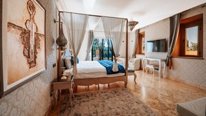 Unclassified image, 3 of 37, button - Charming 14-bed Villa in Marrakech (Tameslouht)