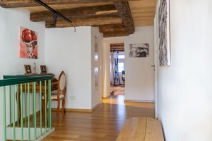 Interior - Stadtwohnung im EG mit Terrasse im Kernsanierten Haus (Villingen-Schwenningen)