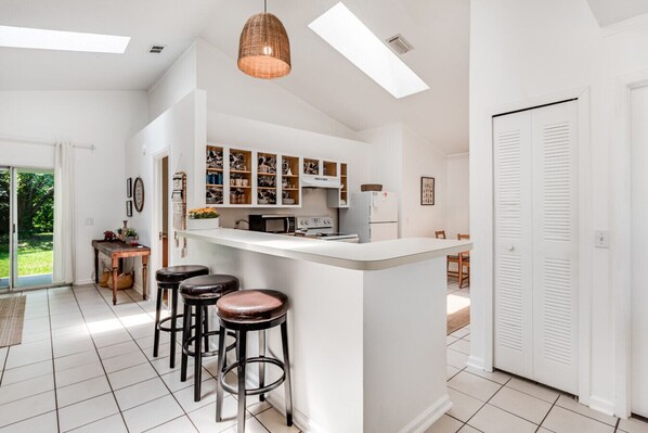 Private kitchen - The Cozy House by Mayo (Jacksonville)