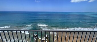 Luquillo Oceanfront Balcony Suite Near El Yunque with private beach access