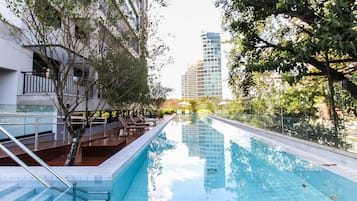 Classic Studio | Pool | Outdoor pool, pool umbrellas, sun loungers