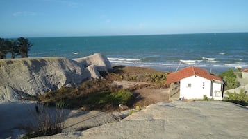 Na praia