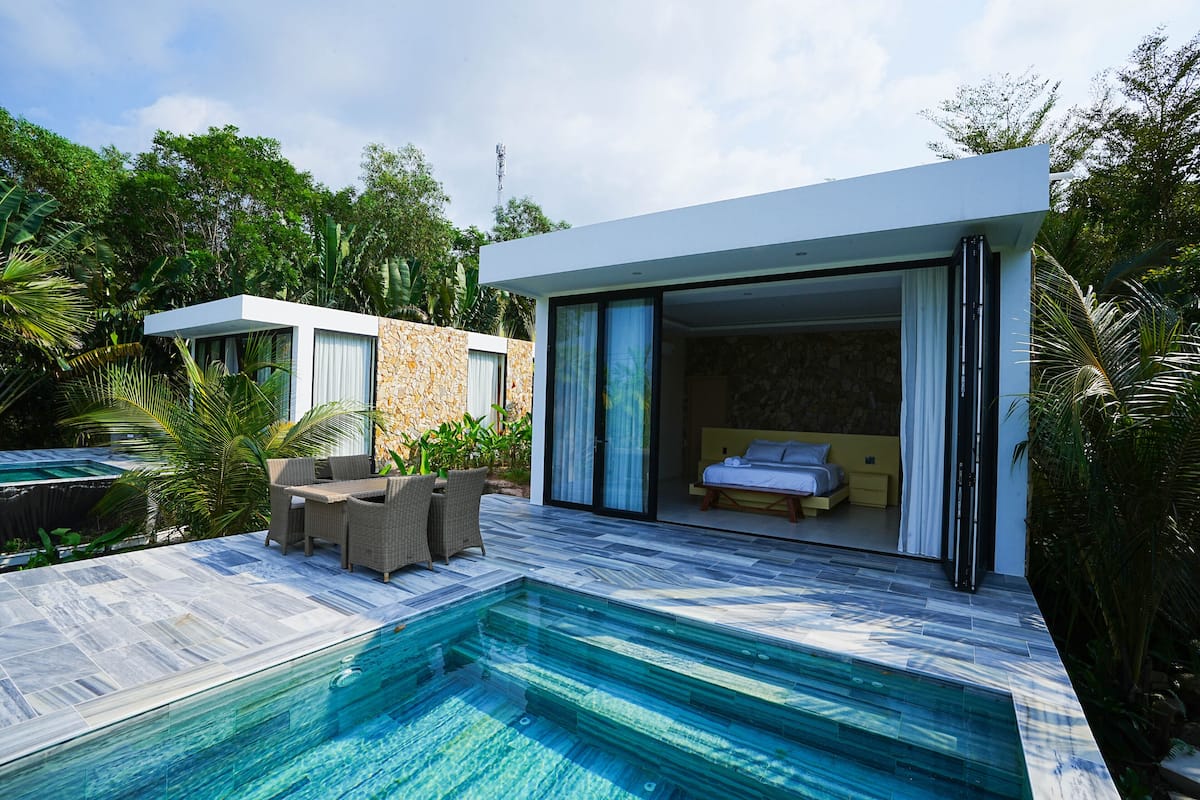 Deluxe tweepersoonskamer, privézwembad, uitzicht op zee | Privézwembad