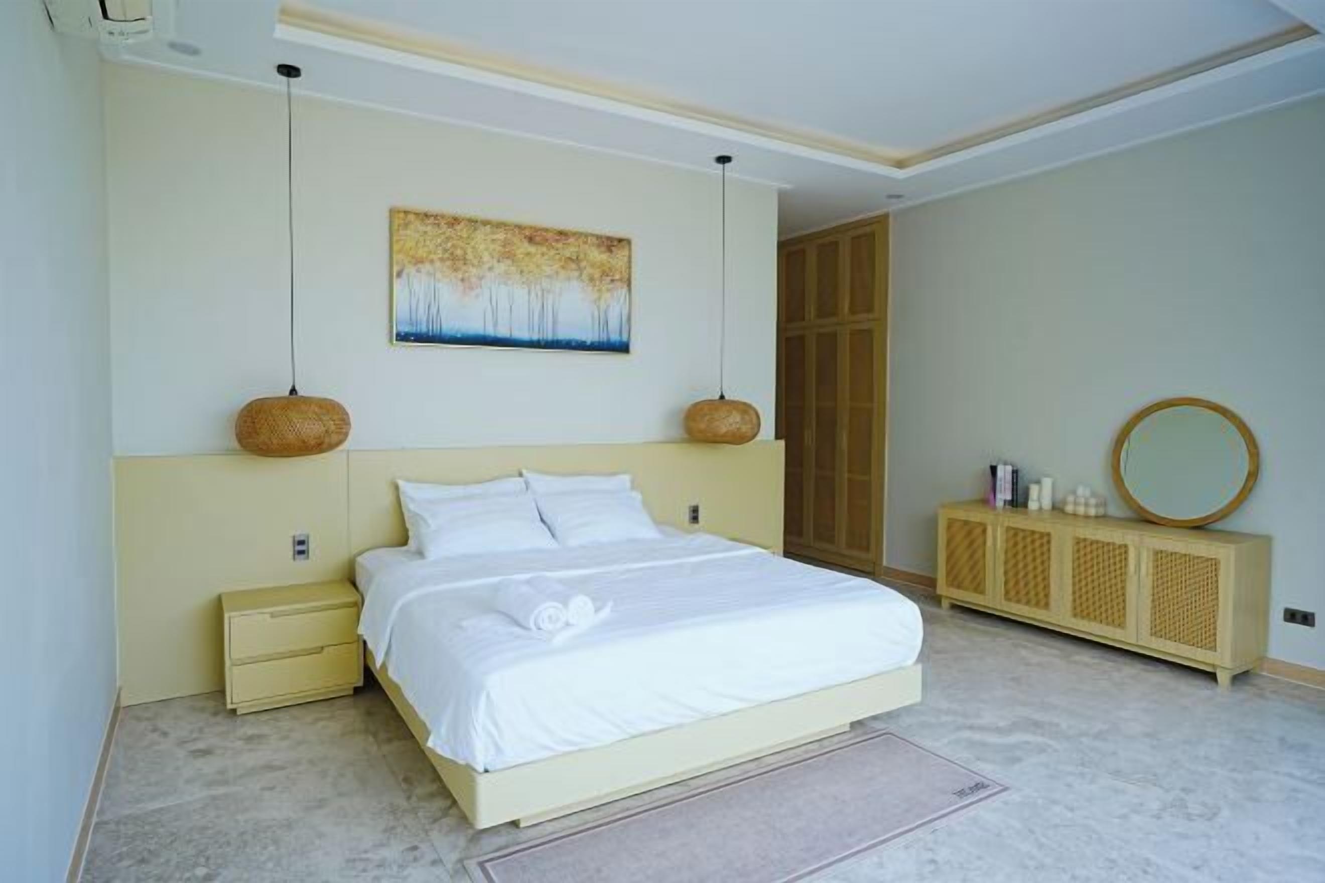 Memory-foam beds, individually decorated, individually furnished