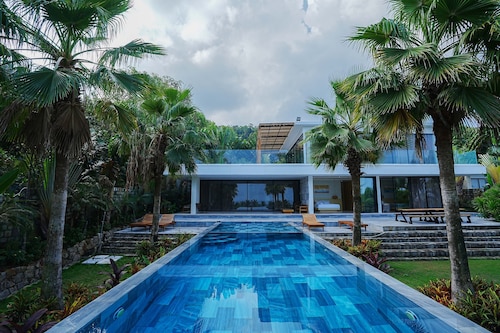 Kiwuki Luxury Villa 