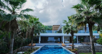 Kiwuki Luxury Villa