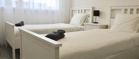 3 عدّة غرف نوم ومكتب ومكواة/لوح كي وواي فاي مجانًا