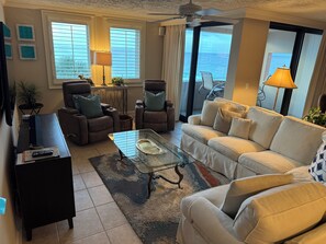 Smart-TV og stereoanlegg