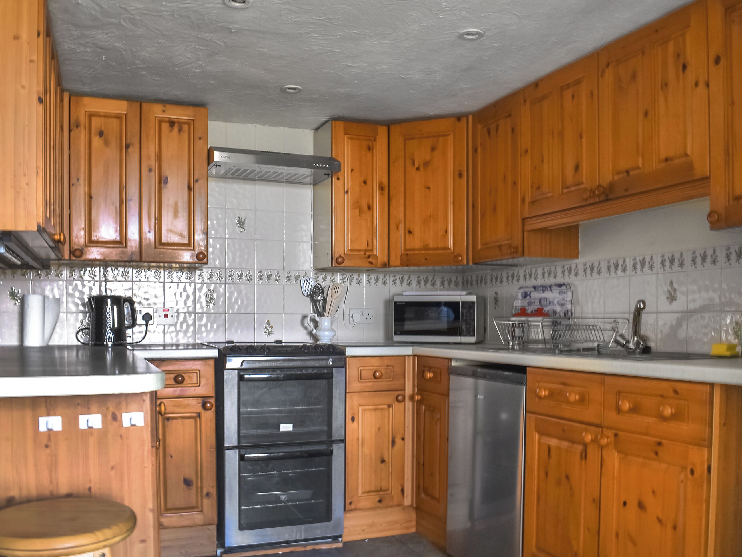 Dishwasher, highchair