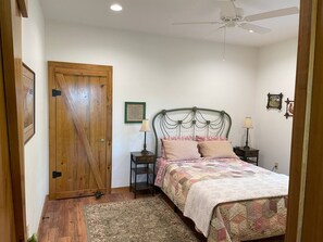 3 chambres, fer et planche Ă repasser, Wi-Fi gratuit, draps fournis