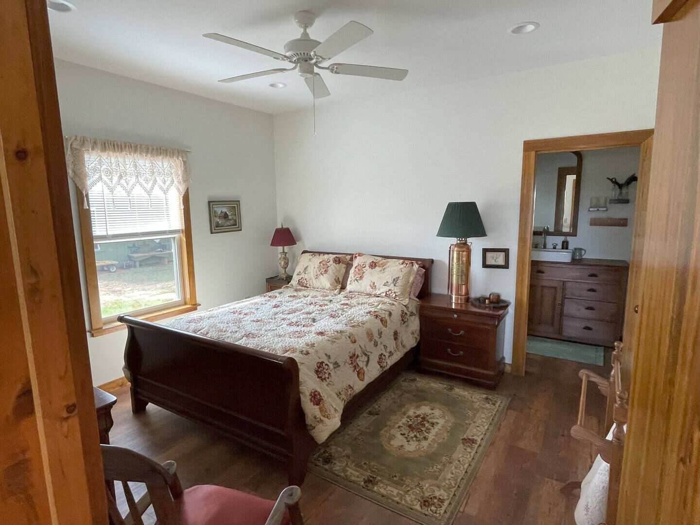 3 sovrum, strykjärn/strykbräda, gratis wi-fi och sängkläder