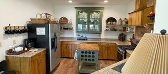 Private and peaceful setting surrounded by Longleaf Pines on the Perdido River

