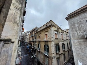 View from property - Triple Room. Berenice Suites. (Napoli)