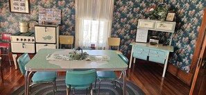 Dining - The Vintage Cottage at Our Place (Beaver Crossing)